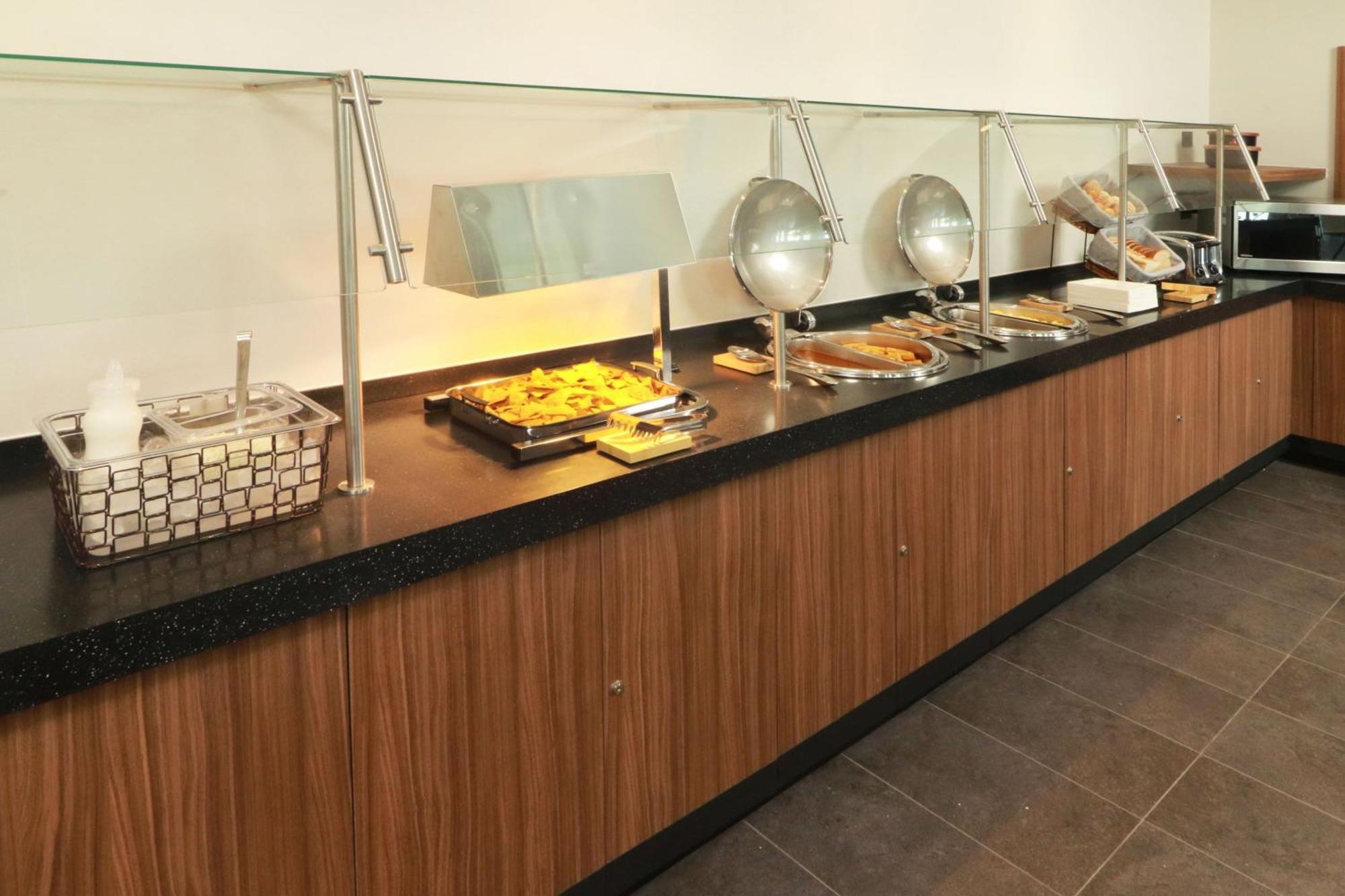 City Express By Marriott Monterrey Universidad Экстерьер фото